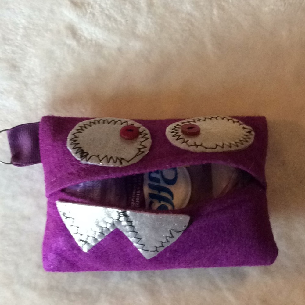 Handmade Felt Pouch Set - Picture 2 of 16